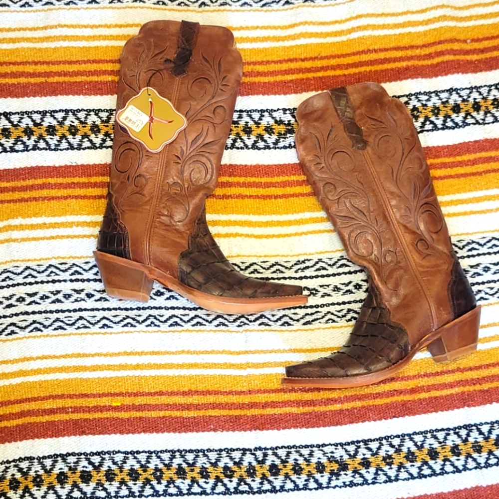 Twisted X Croc print cognac boots